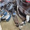 Image 2 : BAG OF VARIOUS STREET HOCKEY GEAR: GOALIE PADS, ATHLETIC SUPPORTER AND MORE