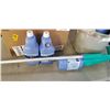 Image 2 : SHOP FLUIDS WITH SWIFFER MOP