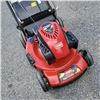 Image 2 : TORO 22" RECYCLER LAWN MOWER WORKING WITH CATCHER