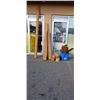 Image 1 : LARGE LOT OF RED CEDAR