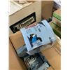 Image 2 : CASE OF WYPALL EXTRA ABSORBENT BLUE SHOP TOWELS, 672 WIPES TOTAL, EACH WIPE IS 12.5 INCH X 12 INCH