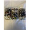 Image 2 : 3 SMALL BAGS OF ASSORTED JEWELRY
