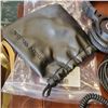 Image 3 : AUDIO TECHNICA ATH-M40X OVER EAR SOUND ISOLATING HEADPHONES - TESTED WORKING