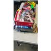 Image 2 : BOX OF OVER 100 BALLOONS WITH XMAS LIGHTS