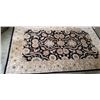 Image 2 : 8' X 5' AREA RUG