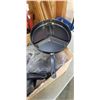 Image 2 : BOX OF NEW TRI SPACE FRYING PANS