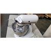 Image 2 : KITCHENAID TILT HEAD STAND MIXER WITH SPLATTER GUARD AND 3 ATTACHMENTS