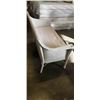 Image 3 : VINTAGE RATTAN PATIO SETTE