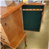 Image 3 : JEWELRY BOX STAND