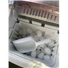 Image 2 : INSIGNIA 26LB PORTABLE ICE MAKER - TESTED WORKING, RETAIL $199