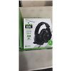 Image 2 : XBOX ONE CONSOLE 500GB WITHE TURTLE BEACH 600 GEN 2 MAX WIRELESS GAMIJG HEADSET