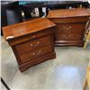 Image 1 : 2 DREXEL HERITAGE NIGHSTANDS