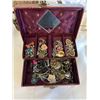 Image 2 : CARVED FIGURES AND JEWELRY BOX WITH CONTENTS