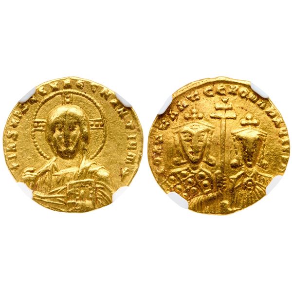 Constantine VII Porphyrogenitus and Romanus II (913-959). Gold Solidus (4.41 g). Constantinople, str