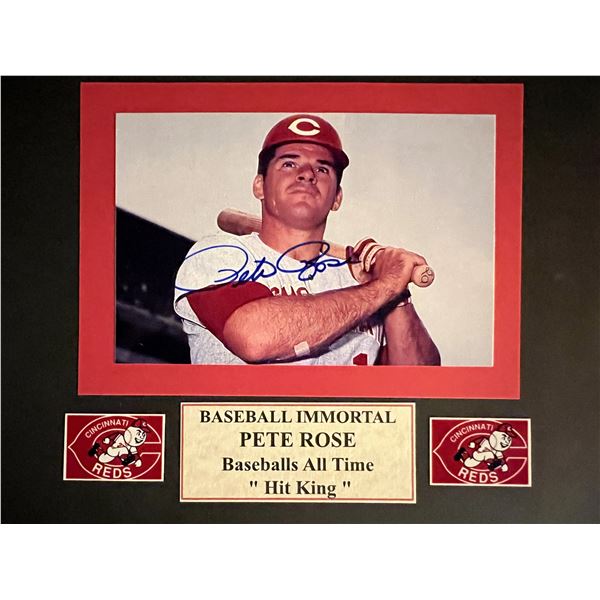 Pete Rose signed photo