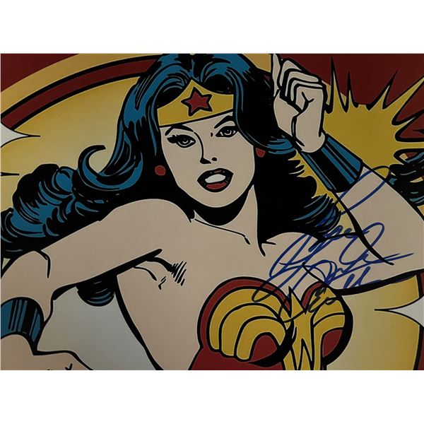 Wonder Woman Lynda Carter signed photo