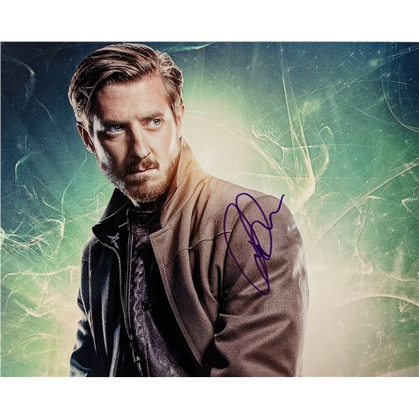 DC Legends Arthur Darbill signed photo.