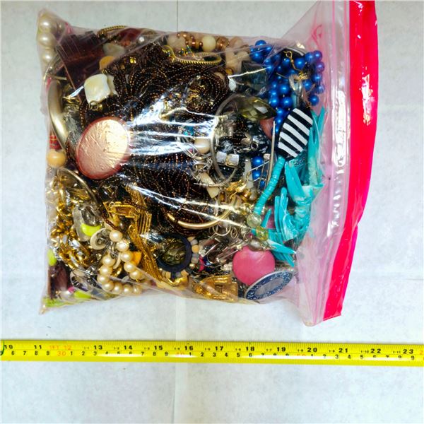 LARGE BAG JEWELRY FOR WEAR REPAIR REPURPOSE