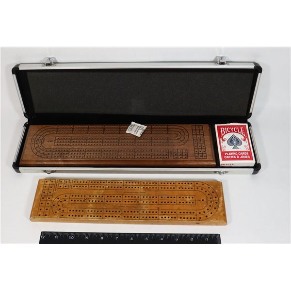 LIKE NEW CRIBBAGE SET