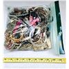 Image 1 : BAG OF VARIOUS JEWELRY PIECES FOR REPAIR WEAR