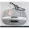 Image 1 : NEXXTECH CD ALARM CLOCK RADIO