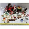 Image 1 : MISC VINTAGE XMAS BUNDLE WITH 4 REAL SILVER BELLS