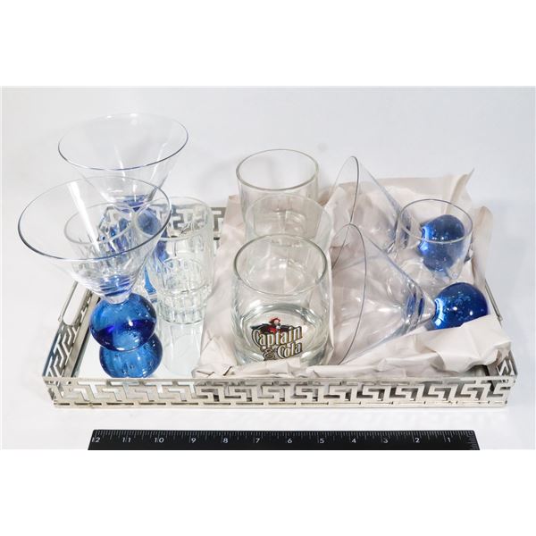 HANDLED MIRRORED TRAY SOLD WITH 4 BUBBLE BASE