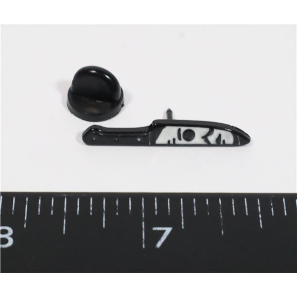 NEW HALLOWEEN THEME KITCHEN KNIFE LAPEL PIN