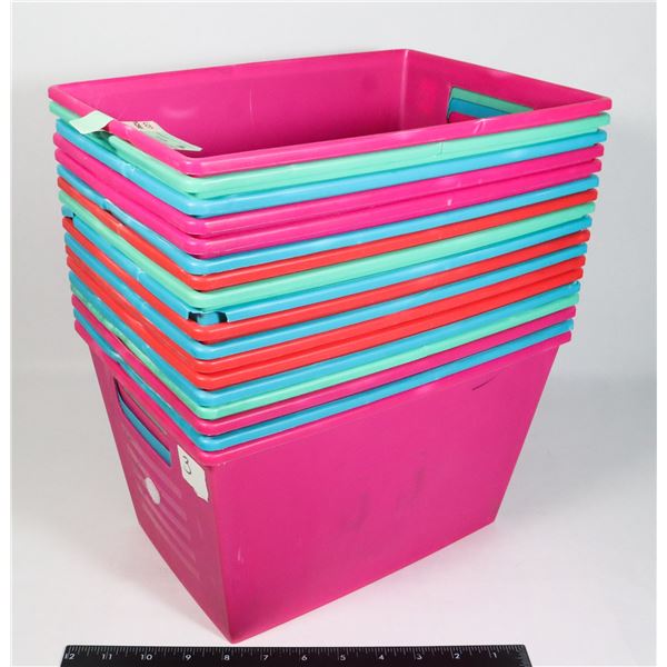 LARGE LOT OF PLASTIC ORGANIZER BINS