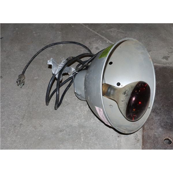 HEAT LAMP
