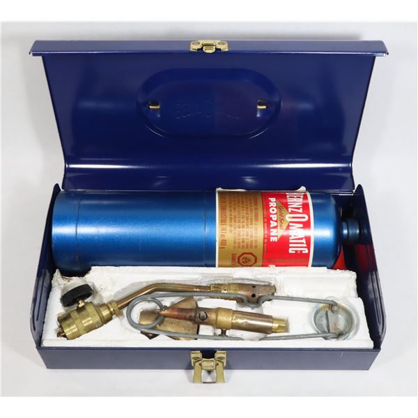BENZOMATIC PROPANE TORCH SET IN CASE