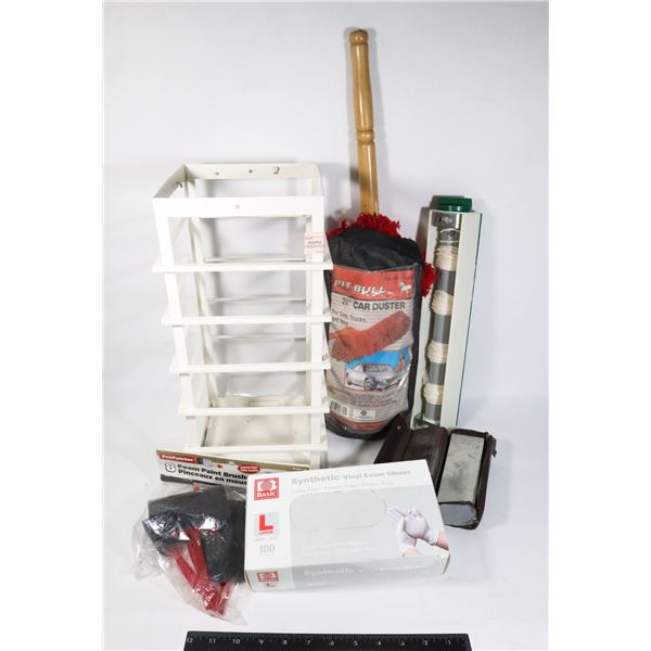 BUNDLE OF MIXED ITEMS, MOSTLY CLEANING