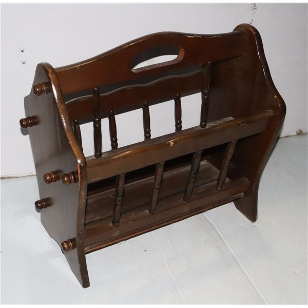 SOLID WOOD MAGAZINE RACK