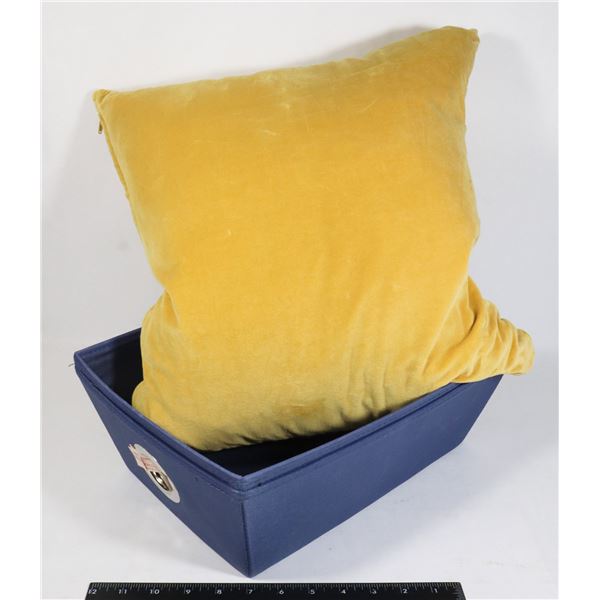 THROW PILLOW SOLD WITH TWO ORGANIZER TRAYS