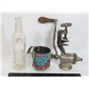 Image 1 : VINTAGE/ ANTIQUE COLLECTIBLES INCLUDING