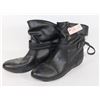 Image 1 : BLACK AMERICAN EAGLE BOOTIES