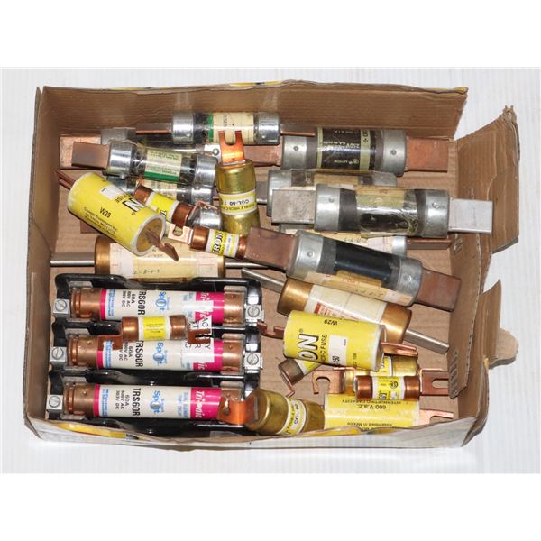 ASSORTED BOX OF COMMERCIAL FUSES