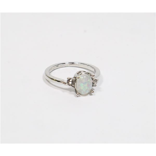 NEW SIZE 7 SILVER TONE RHINESTONE RING