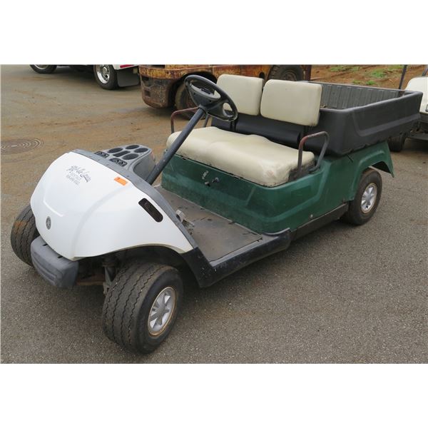 (KAILUA) Yamaha 2-Seat Golf Cart w/ Flatbed, Inoperable