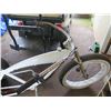 Image 8 : (KAILUA) Motorized 3-Wheel Trike (Incomplete, Untested)