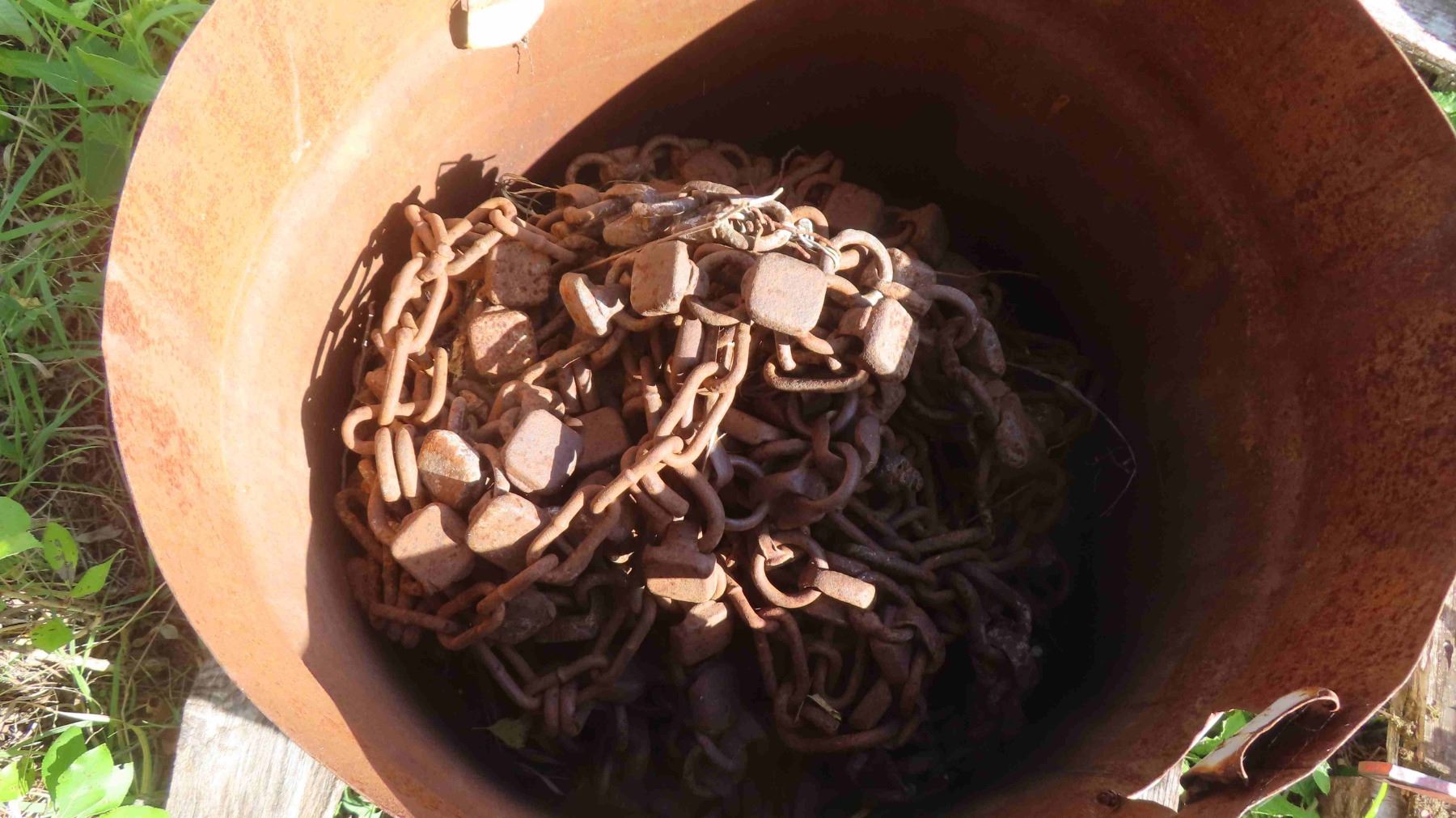 14 9 28 Tractor Tire Chain McSherry Auction Service Ltd 14-9-28-tractor-tire-chain-mcsherry-auction-service-ltd