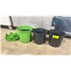Image 2 : BIN OF BLACK GARDENSTAR 15L PLASTIC PLANTER POTS & GREEN PLASTIC PLANTER POTS WITH TRAYS