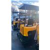 Image 2 : MIVA VA15 2024 YELLOW 13.5 HP GAS POWERED RUBBER TRACK MINI EXCAVATOR WITH ATTACHED