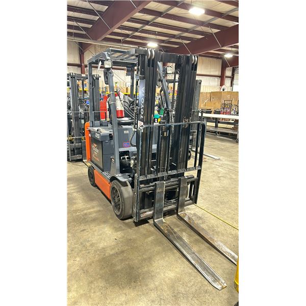 TOYOTA 8FBCU25 FORKLIFT, ORANGE,  VIN 79397