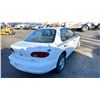 Image 3 : 2001 CHEVROLET CAVALIER, 4DR SEDAN,  WHITE VIN 3G1JC52401S134857