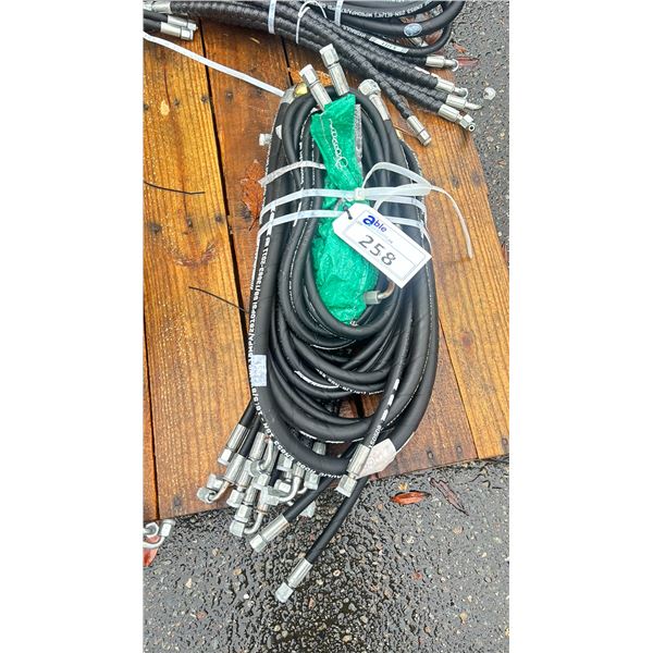 1 BUNDLE OF ASSORTED HYDRAULIC HOSES