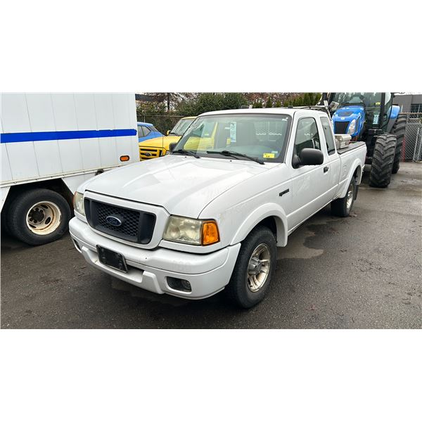 2005 FORD RANGER EDGE, 2DR PICKUP, WHITE, VIN 1FTYR44U05PA64552