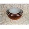 Image 2 : Set of Nesting Pyrex Bowls
