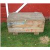 Image 1 : Heavy Wood Chest/Trunk