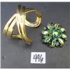 Image 1 : Emerald green rhinestone brooch, w/ gold cuff bracelet